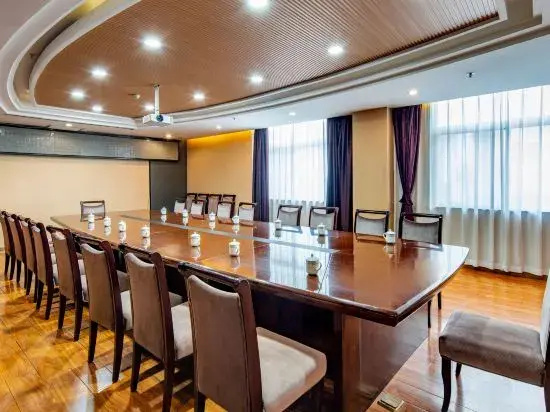 Hua Nian Hotel