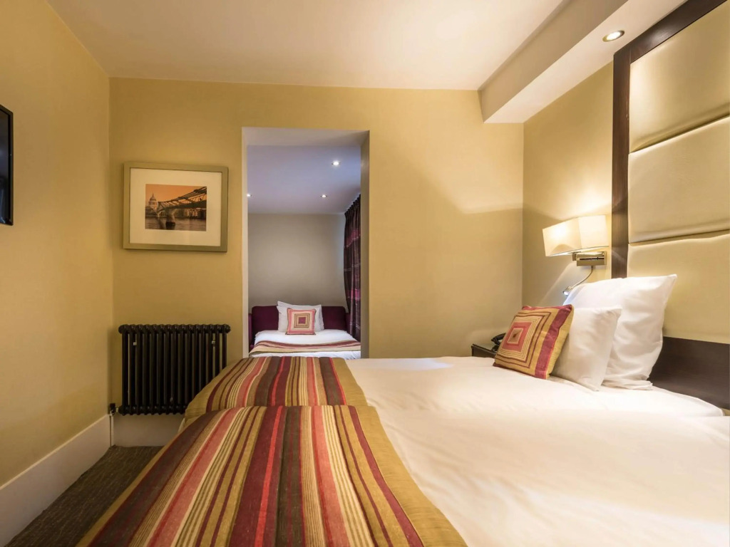 Grand Royale Hyde Park