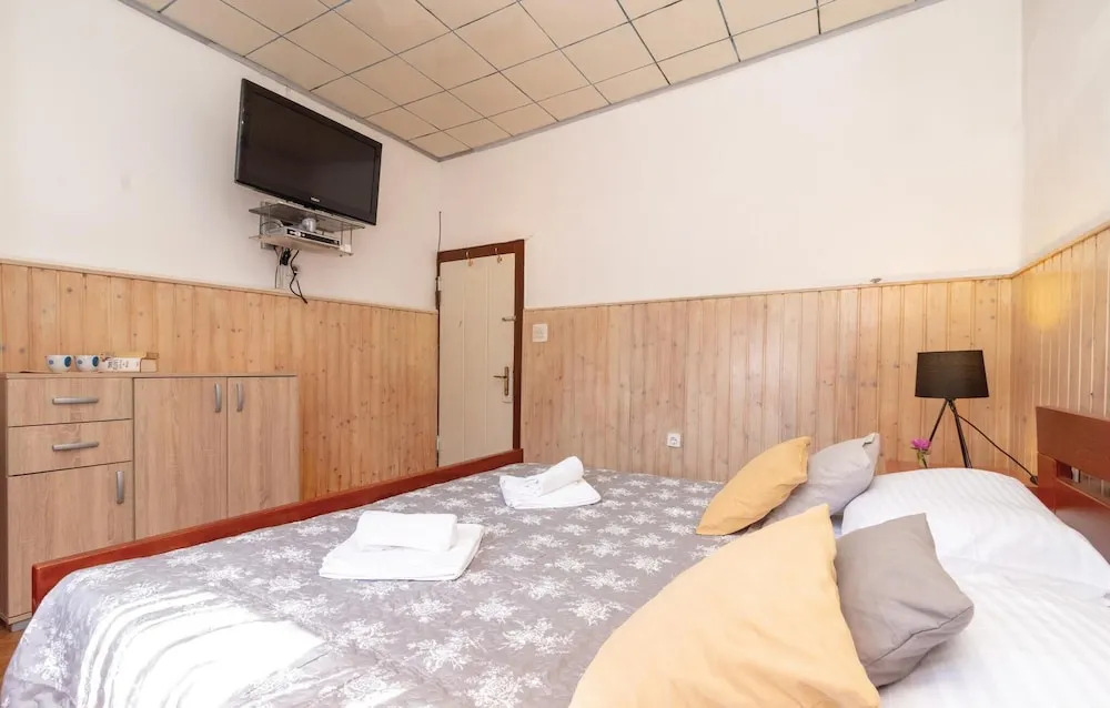 Awesome Home in Vela Luka With Wifi and 3 Bedrooms