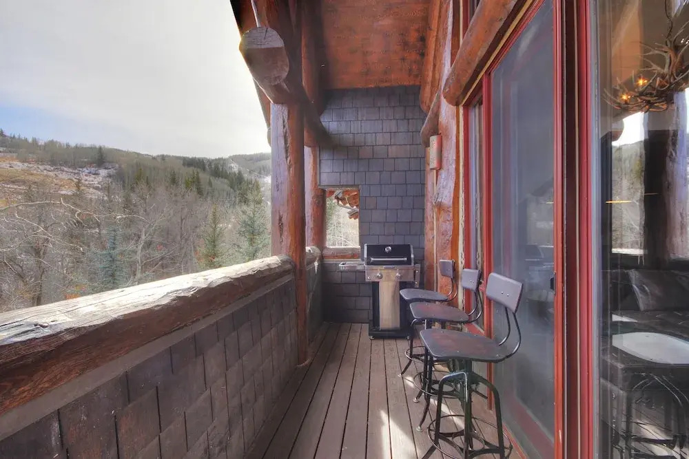 Stunning 4 Bedroom Condo Snowcloud Base Of Bachelor Gulch Condo by RedAwning