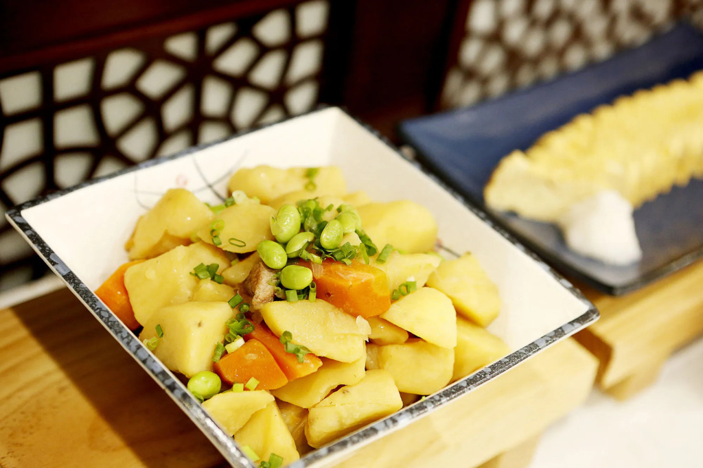 TK123 Hanoi Hotel