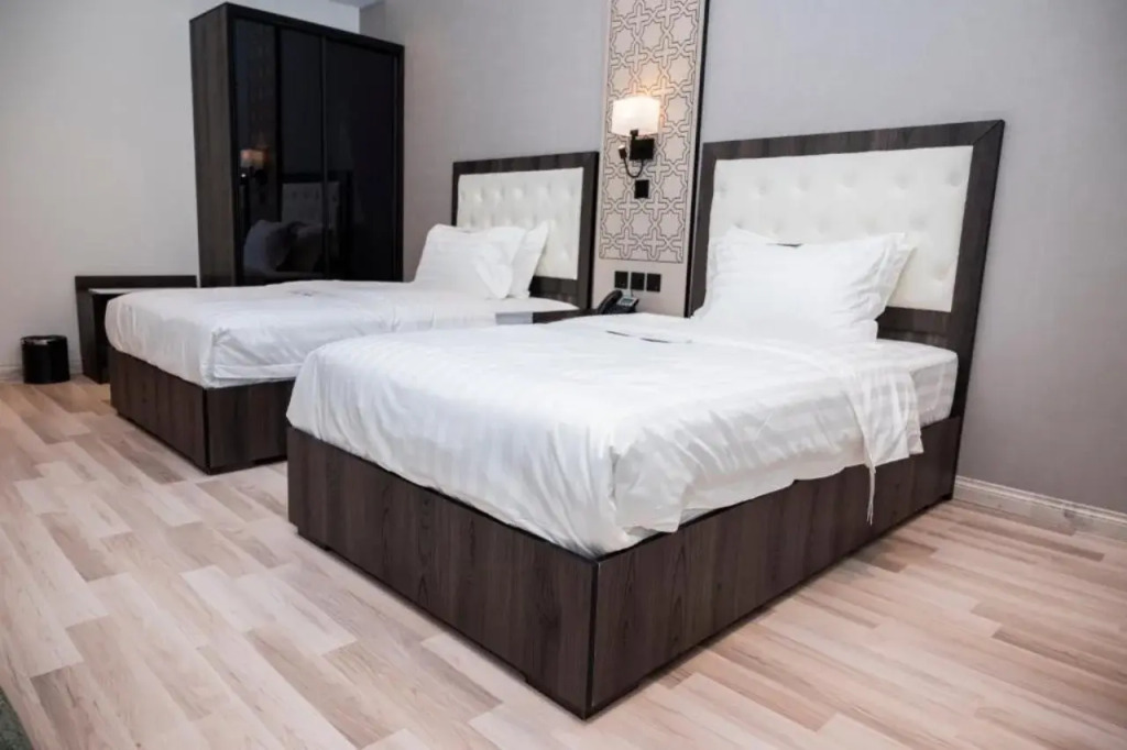 Jadeel Hotel