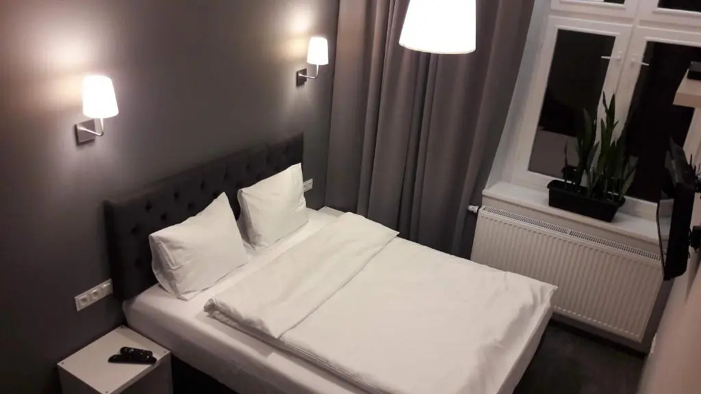 PRZYSTANEK KATOWICE Mariacka 26