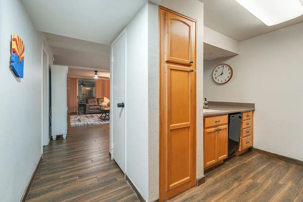 < 1 Mi to Old Town Scottsdale: Condo w/ Patio