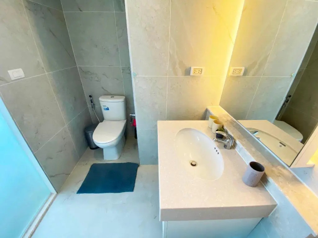 The Astra 2bedroom,close night bazaar and old city
