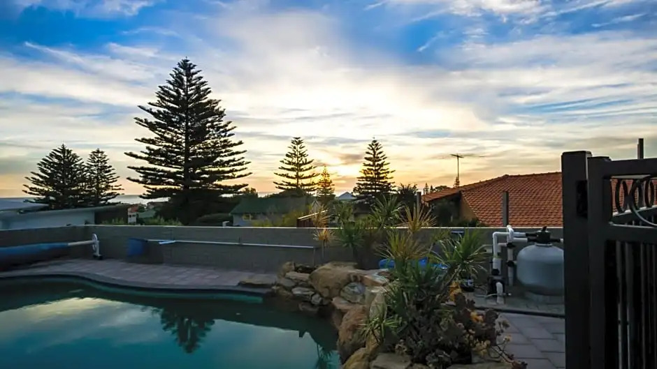Mullaloo B & B