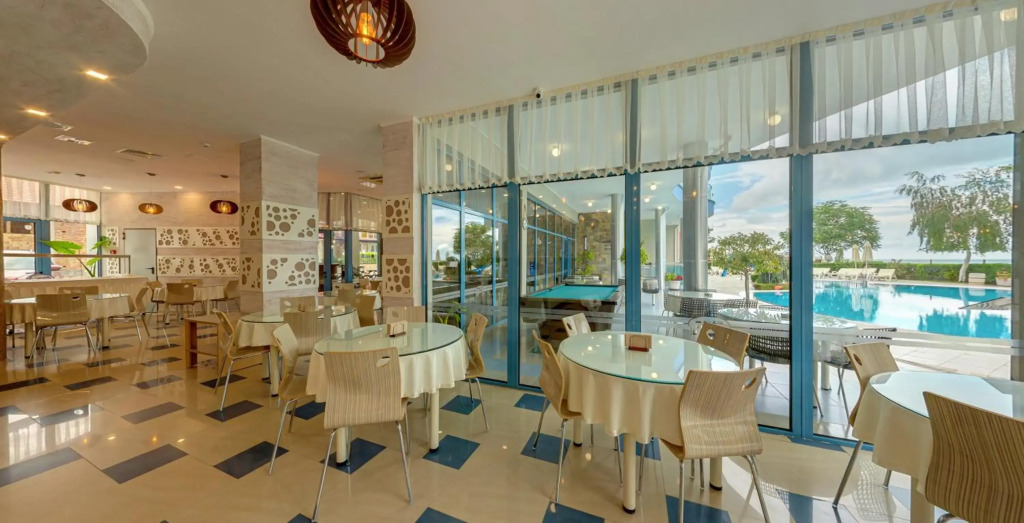 Blue Bay Hotel