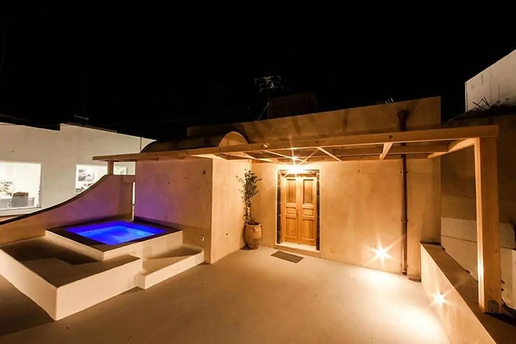 Casasantantonio 18th Century Luxury Mansion