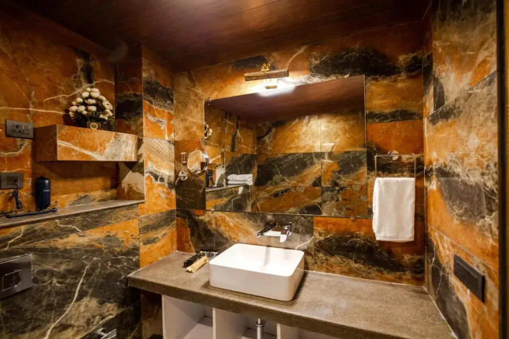 Himalayan Chalet Homestay - A Wandertrails Stay