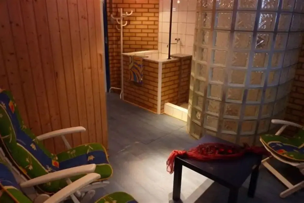 Cosy Holiday Home with Sauna, Terrace