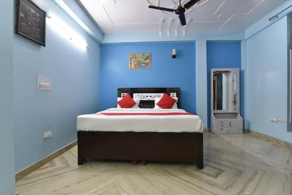 OYO 43148 Hotel Classio