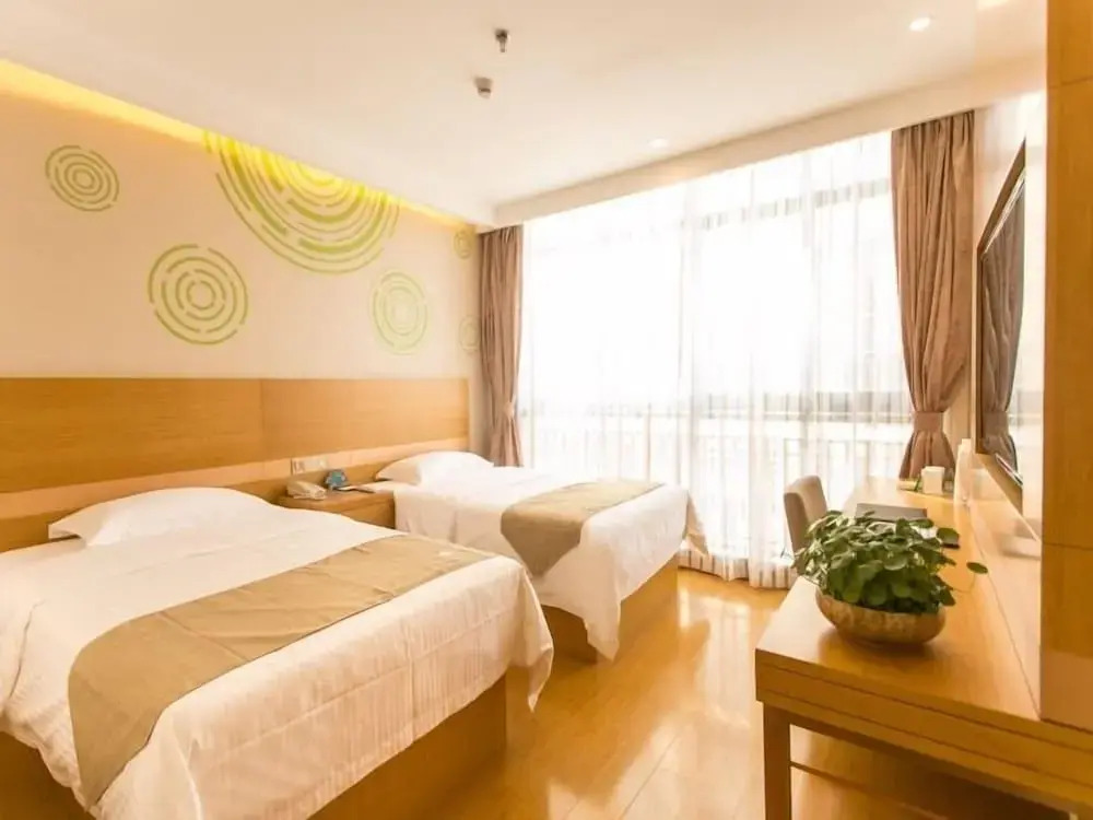 GreenTree Inn Suzhou North Zhongshan Road Weiye Yingchun Plaza Business Hotel