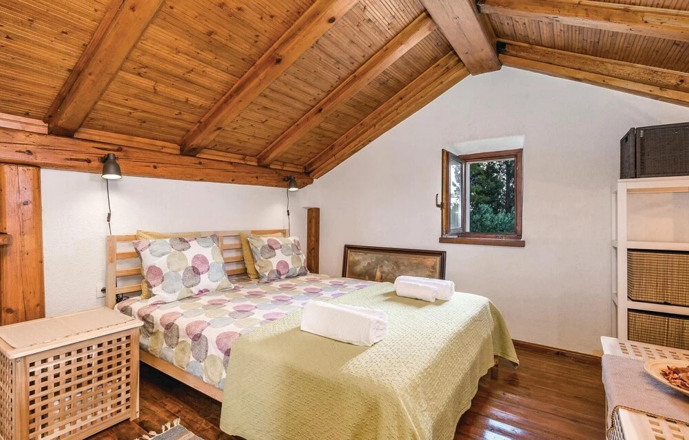 Awesome Home in Novalja With Wifi and 2 Bedrooms