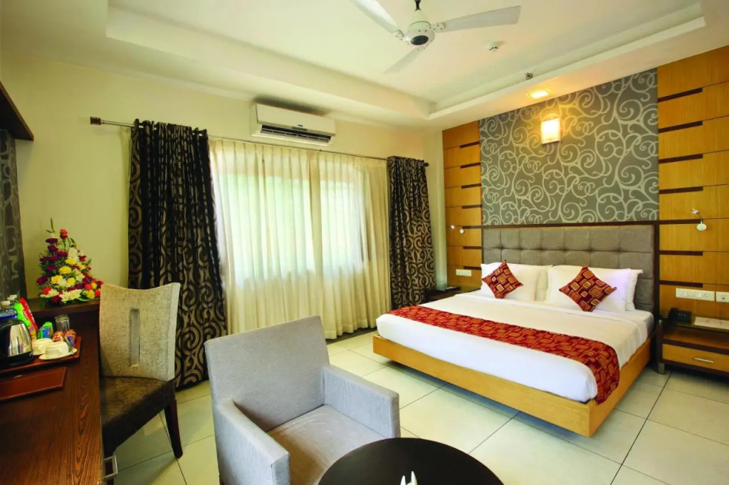 Aswathy Hotel