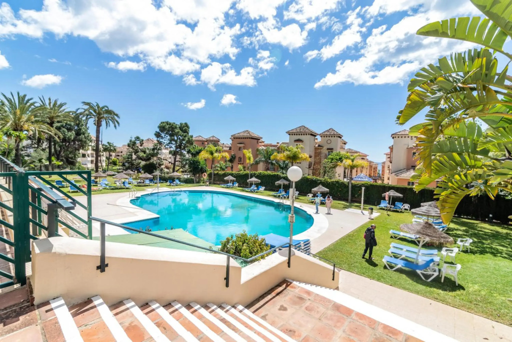 LXR Recently Reformated Studio Don Carlos Marbella