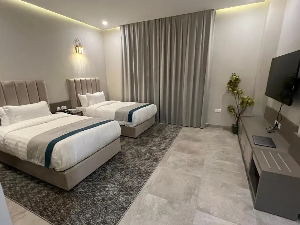 Eliana Hotel