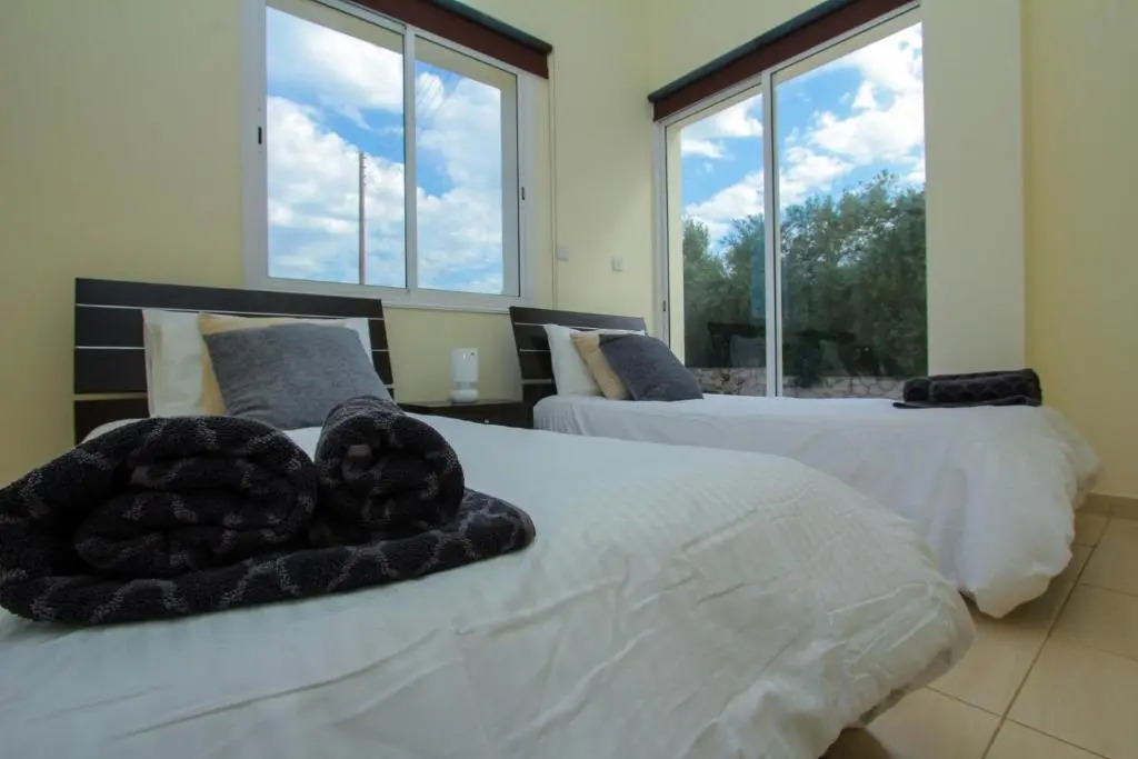 Theos Club Villas 3