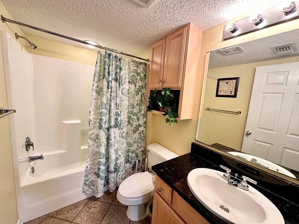 South Shore 1103 2 Bedroom Condo by RedAwning, North Myrtle Beach