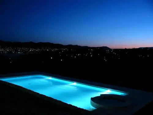 Cabanas Lago San Roque