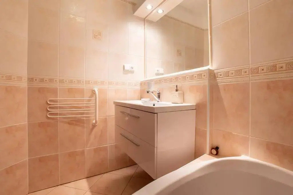Excellent Large Lux Apartment Central Martin