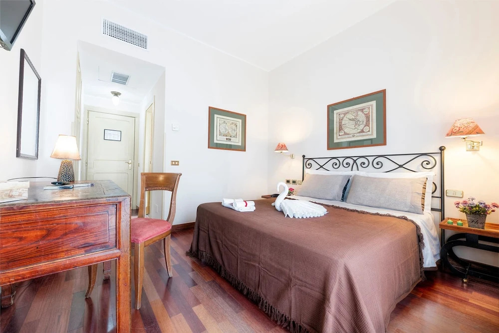 Grand Hotel Colony