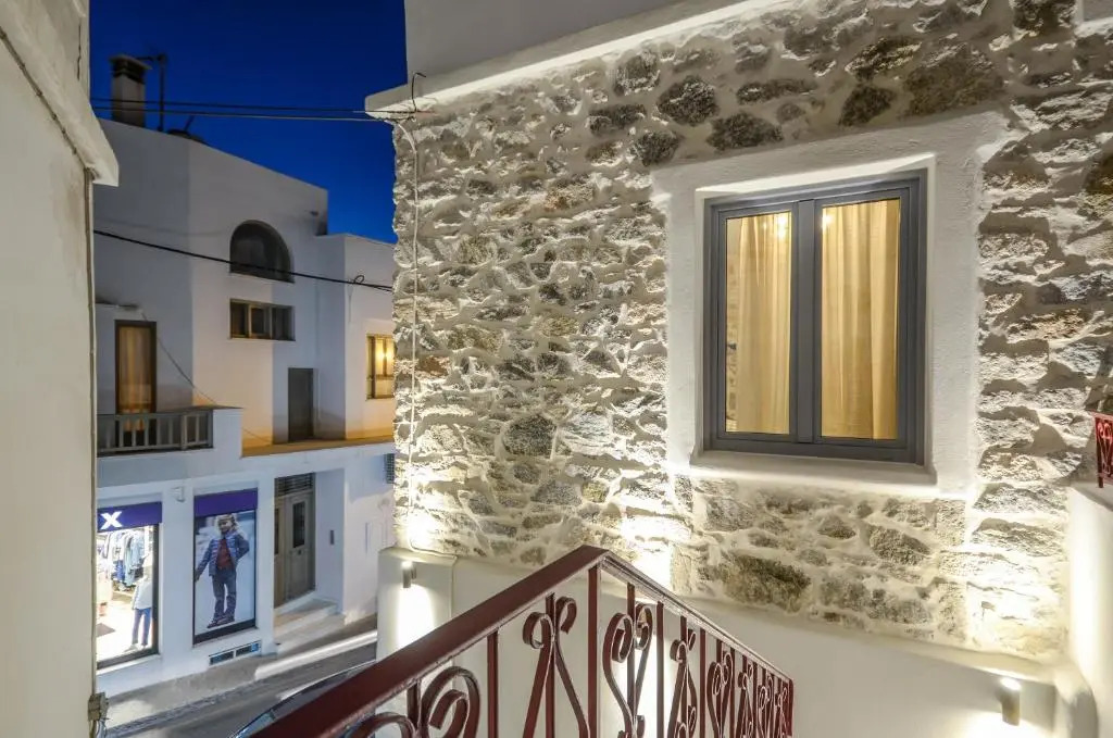 Naxos Center Houses