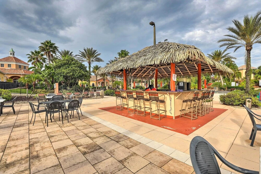 Davenport Retreat w/ Resort Perks, 9 Mi to Disney!