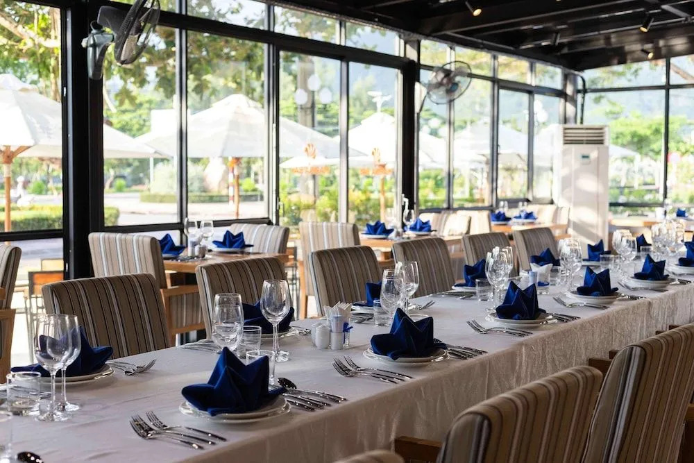 Marina Bay Con Dao Hotel