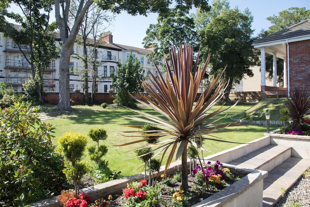 Remaotel Seafield Court Apartments