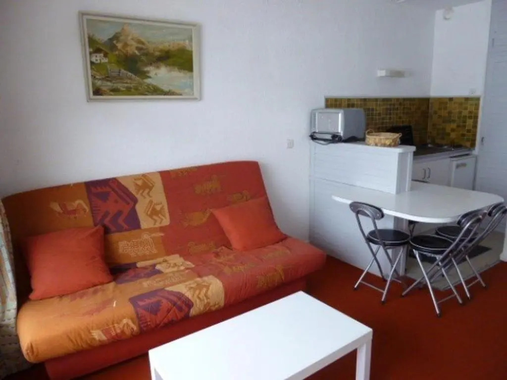 Appartement Arette, 1 pièce, 4 personnes - FR-1-602-12