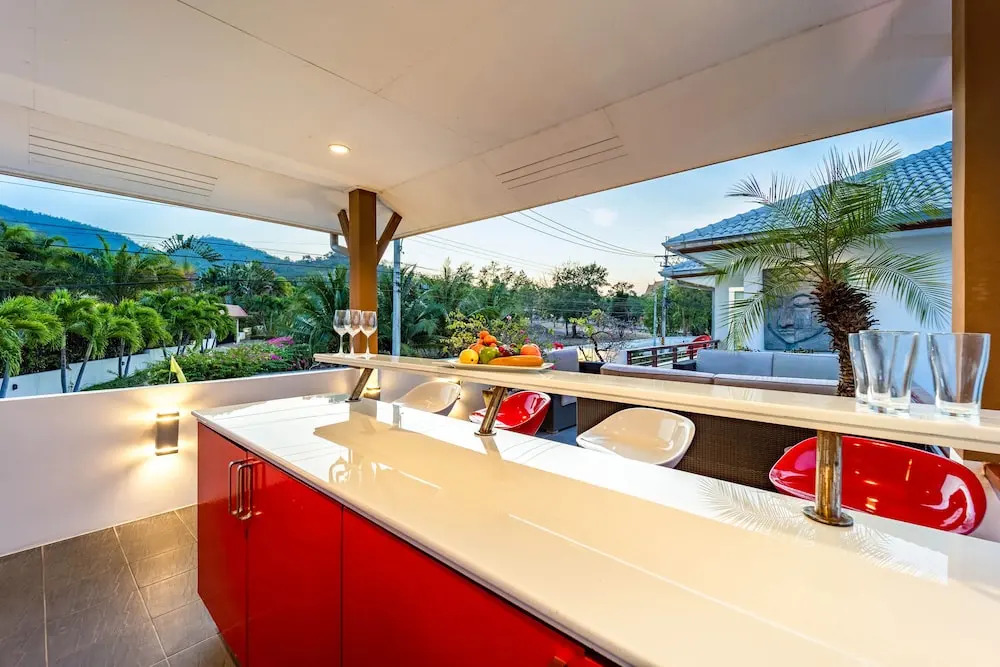 3 Bedroom Pool Villa in Great Location STV