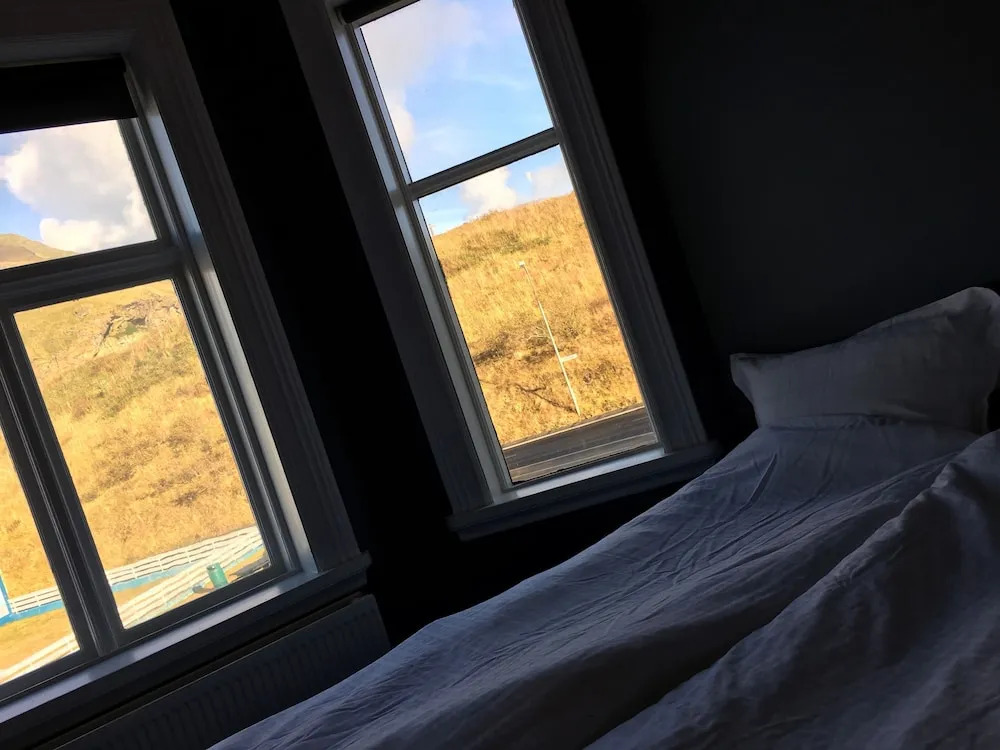 Guesthouse Hóll