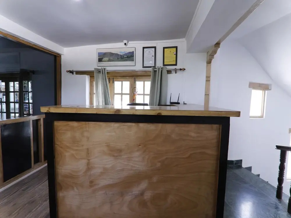 OYO 40939 White House Bnb