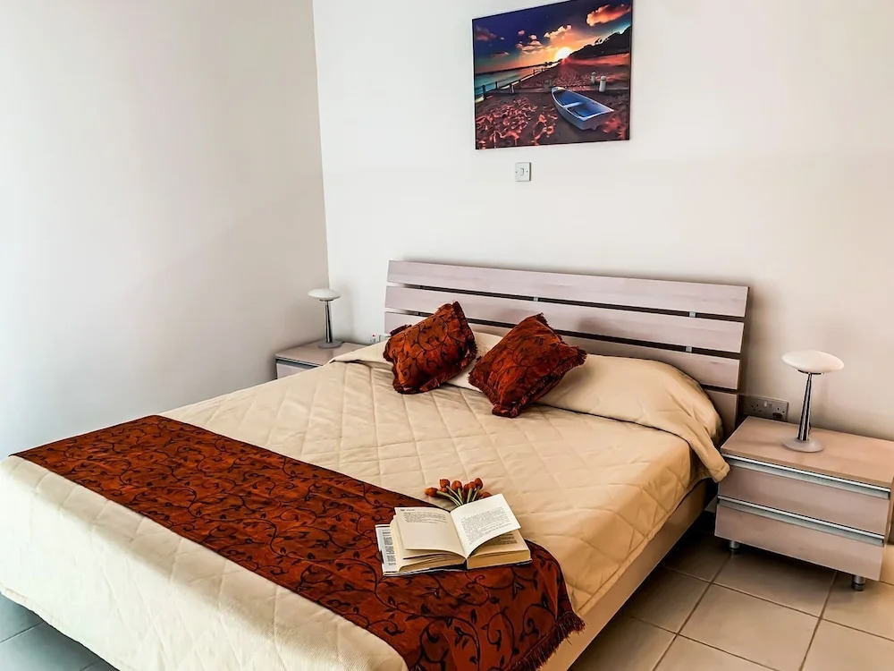 3 Bedroom Villa , With Fantastic sea View, Landscaped Garden Free Wi-fi