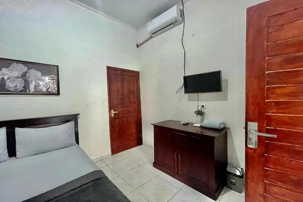 OYO 93482 Penginapan Tenang Lovina