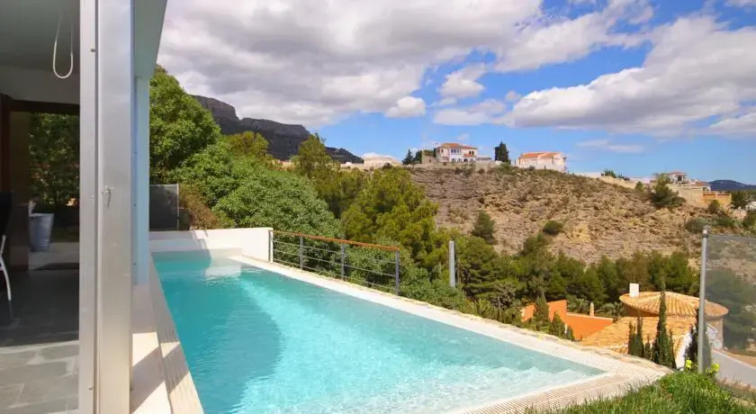 Villa Thais