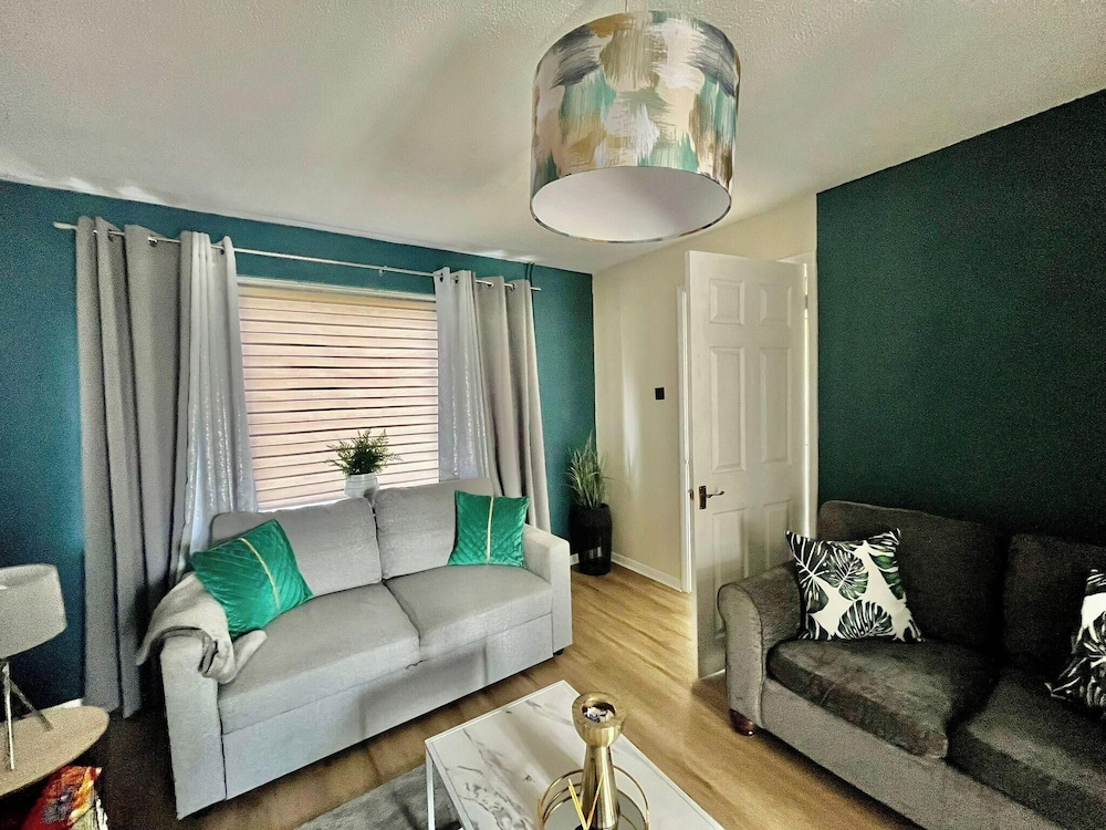 Charming 3 Bedroom House Near Canterbury Centre