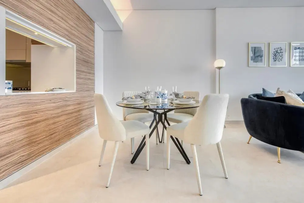 Urban 1BR w Golf Course Views