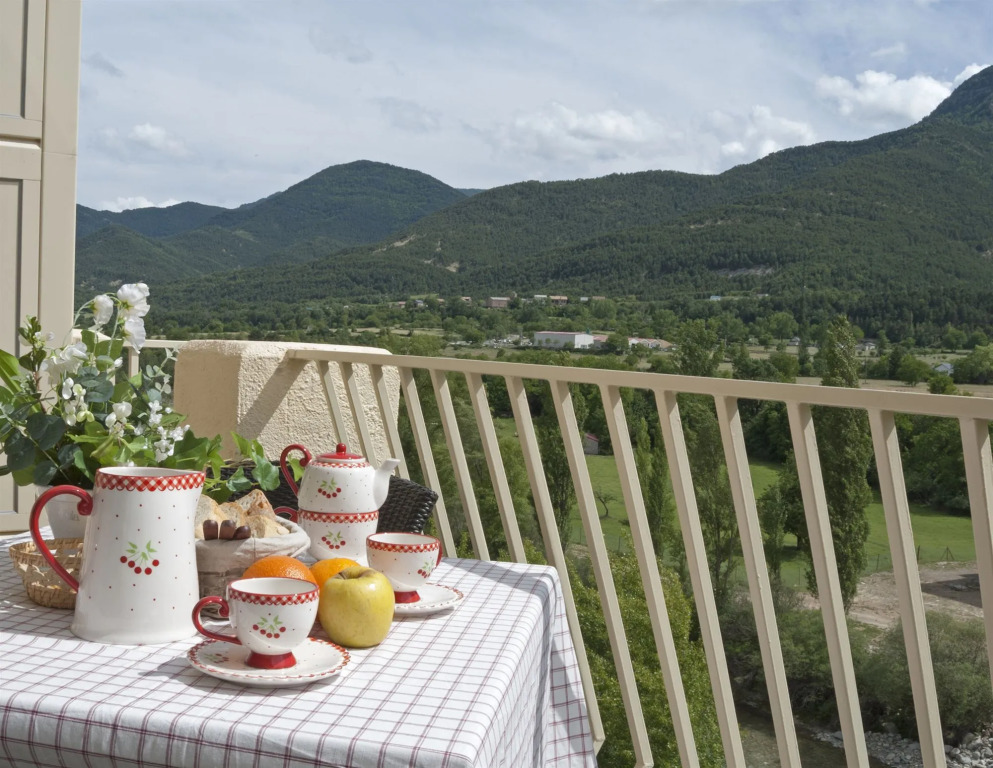 HOSTAL RIO ARA BELLOSTA by Vivere Stays