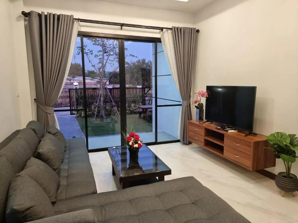 BAAN DALAH POOL VILLA