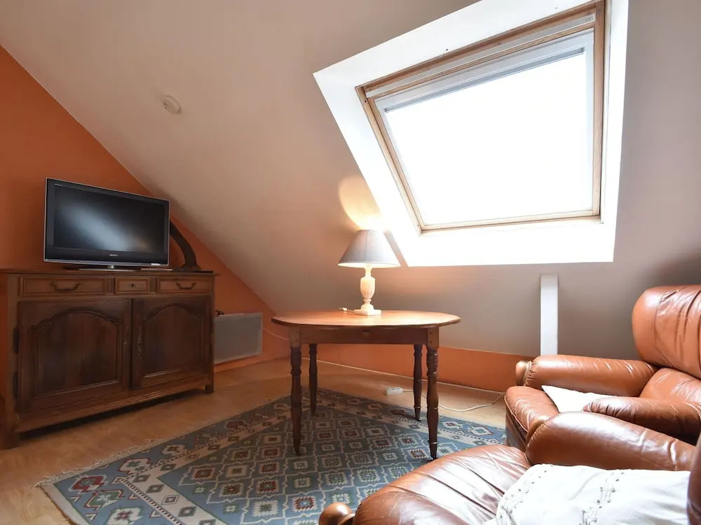 Cosy Holiday Home With Sheltered Terrace and Barbecue, Close to the Beach
