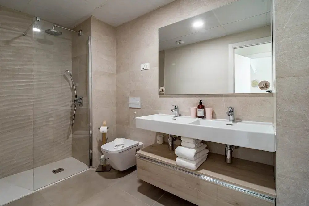 Lme2ba- Cozy Ground Floor Flat in Luxury Resort
