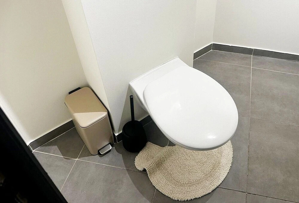 2 Private Rooms in Ghent Center