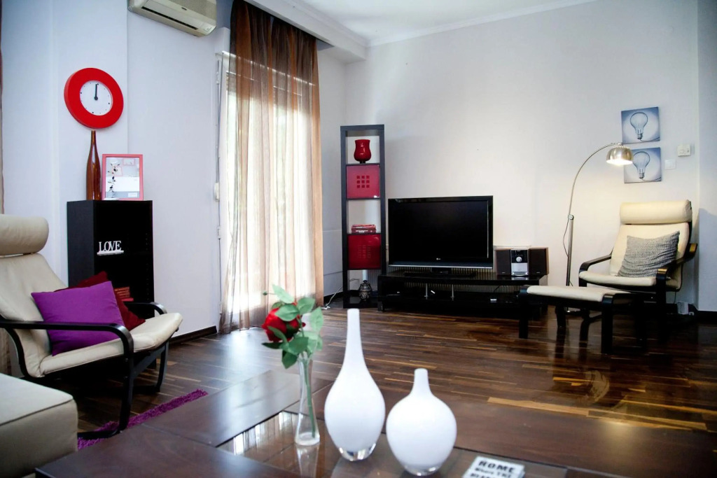 Beautiful Downtown Apartment