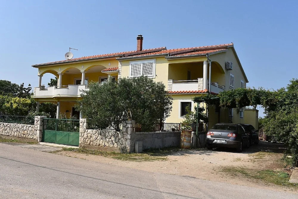 Apartments Svarog