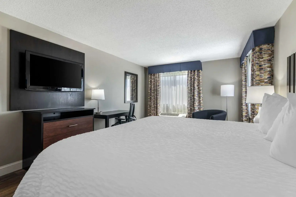 Black Bear Inn, an Ascend Collection Hotel