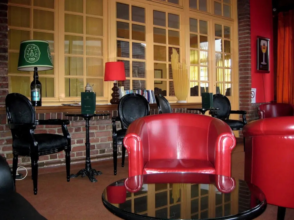 Logis hôtel & Restaurant - Auberge de la Forêt