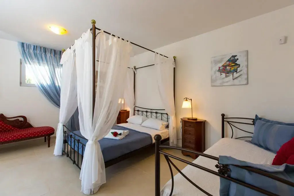 Villa Victoria - A Private Family Gem