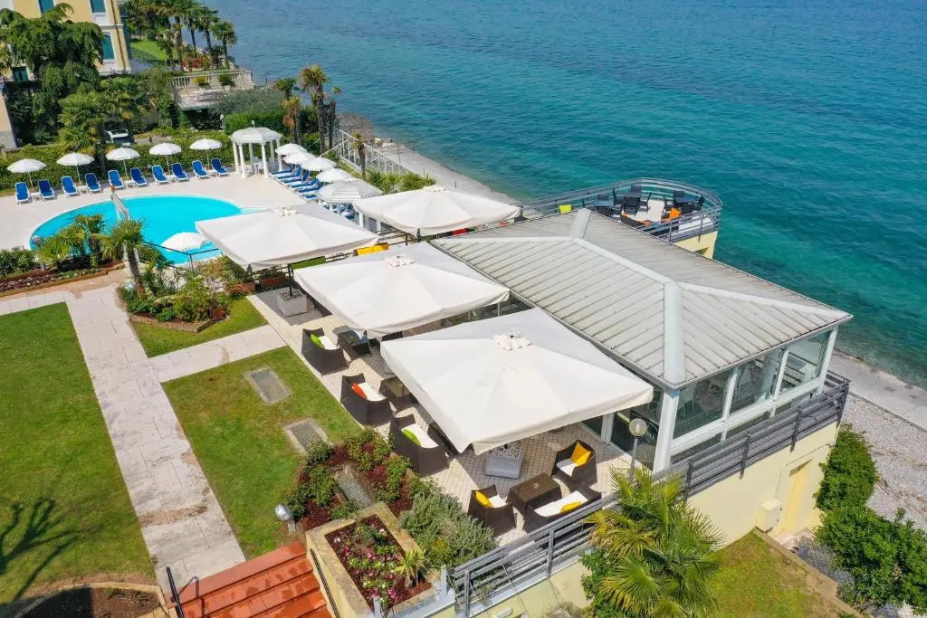 Lido International