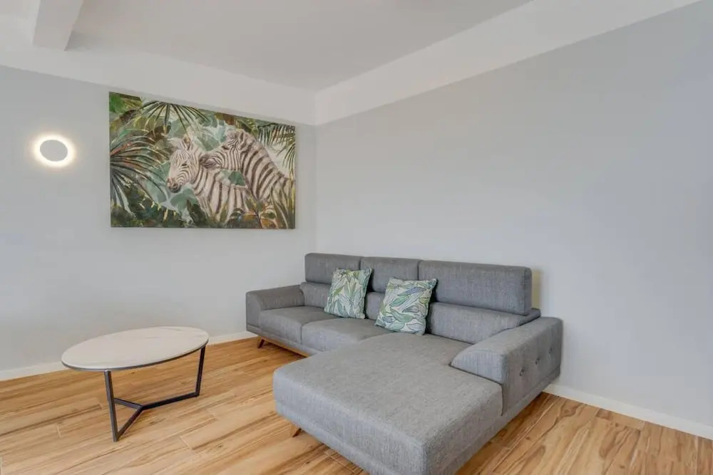 Villa Winter Apt 2 Stylish Stay Near Beaches